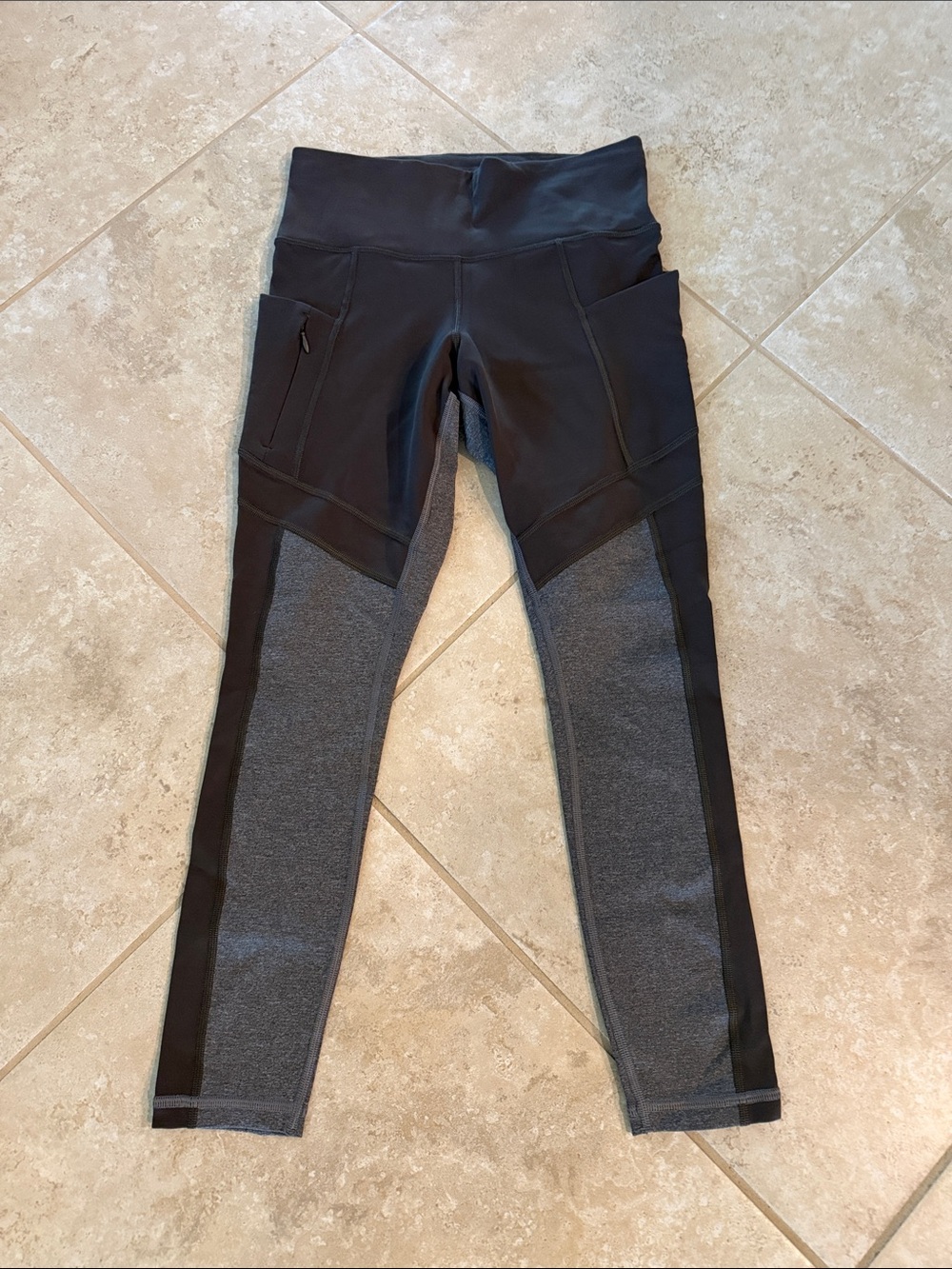 ATHLETA Leggings w/side pockets